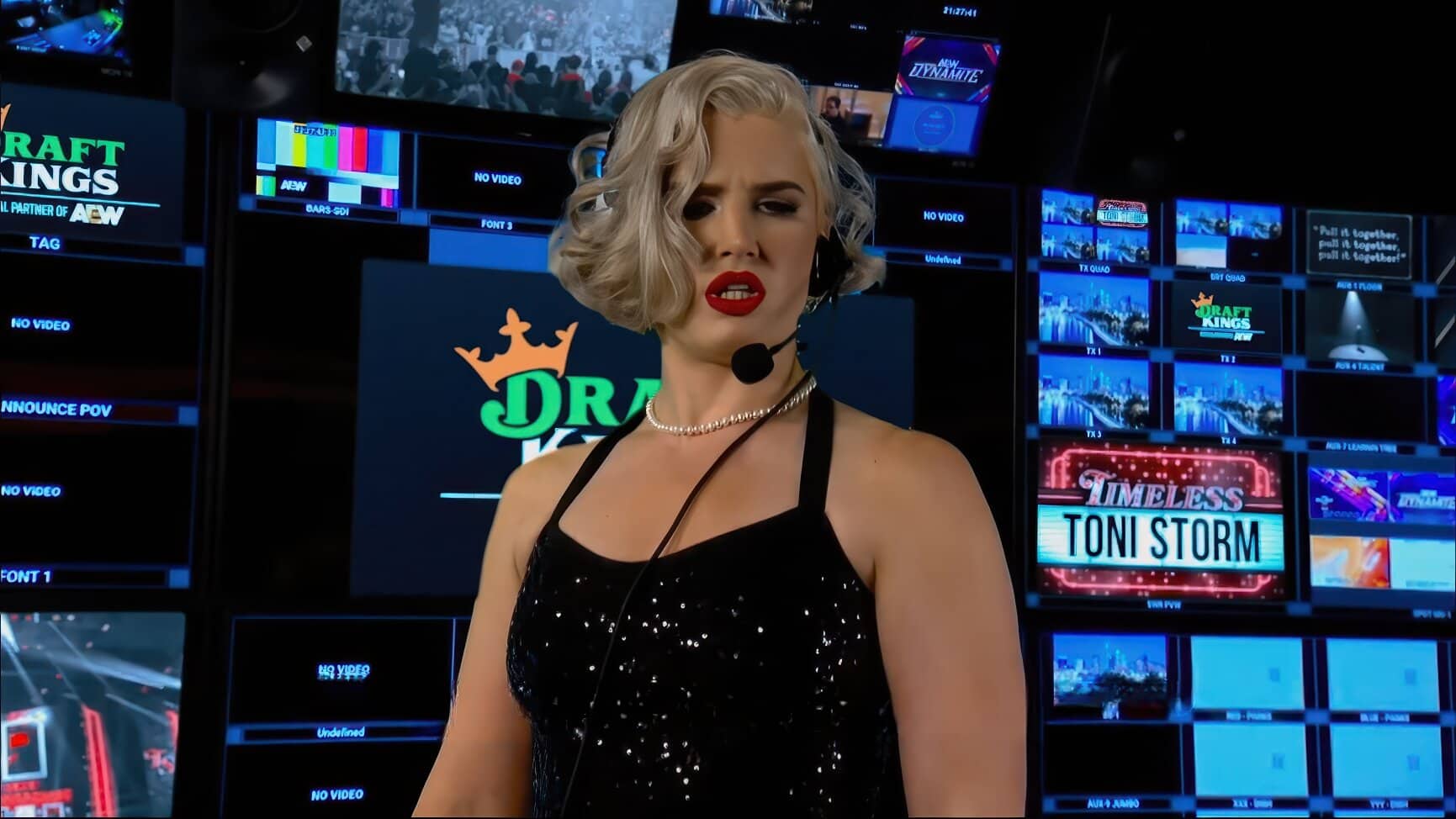 Toni-Storm_2025-09-23_17-23-52